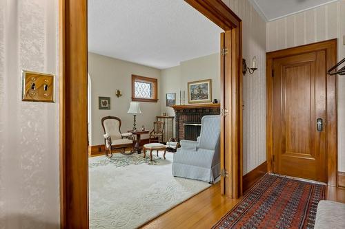 320 Alder Street W, Dunnville, ON - Indoor With Fireplace