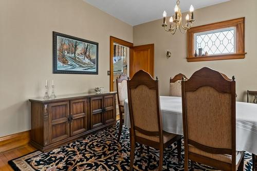 320 Alder Street W, Dunnville, ON - Indoor Photo Showing Dining Room