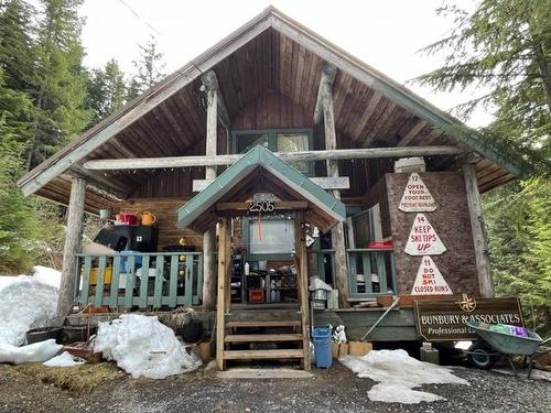 2501 Gondola Way, Whistler, BC 