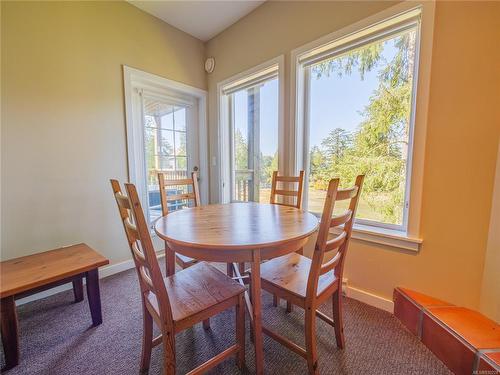508-1971 Harbour Dr, Ucluelet, BC - Indoor Photo Showing Dining Room