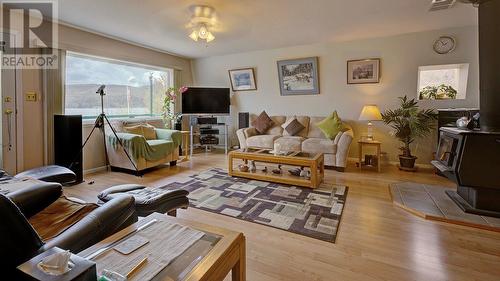 4667 Tiannia Road, Horsefly, BC - Indoor Photo Showing Living Room