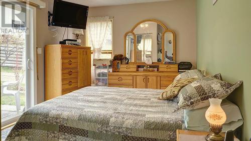 4667 Tiannia Road, Horsefly, BC - Indoor Photo Showing Bedroom