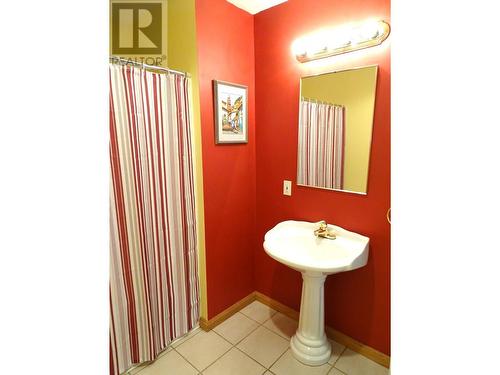 1837 Archibald Road Unit# 115, Blind Bay, BC - Indoor Photo Showing Bathroom