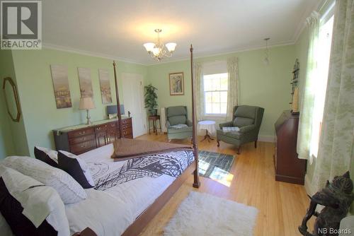 327 Mowat Drive, Saint Andrews, NB - Indoor Photo Showing Living Room