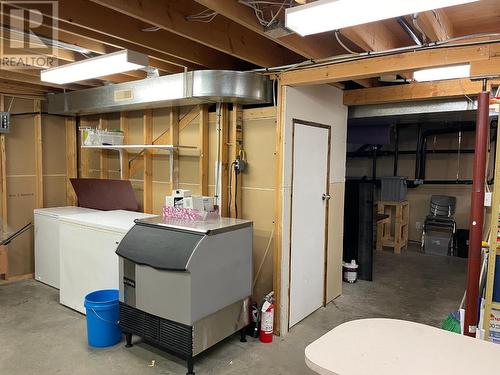 607 Eighth Avenue, Midway, BC - Indoor Photo Showing Basement