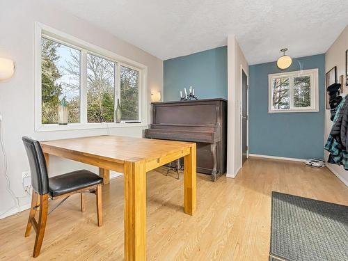 6797 Grant Rd, Sooke, BC - Indoor Photo Showing Dining Room