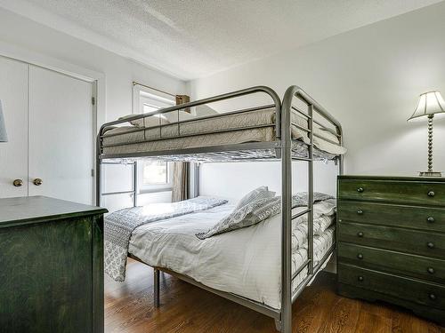 Bedroom - 604 Ch. Du Skieur, Piedmont, QC - Indoor Photo Showing Bedroom