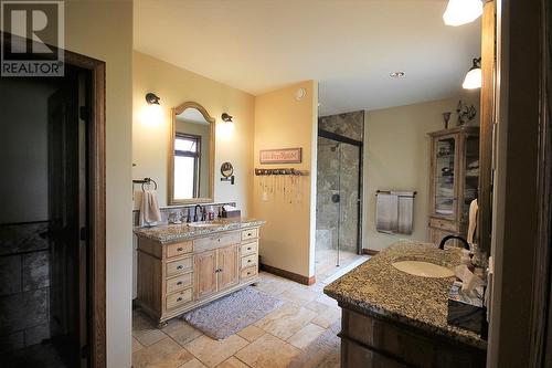 7794 219 Road, Dawson Creek, BC - Indoor Photo Showing Bathroom