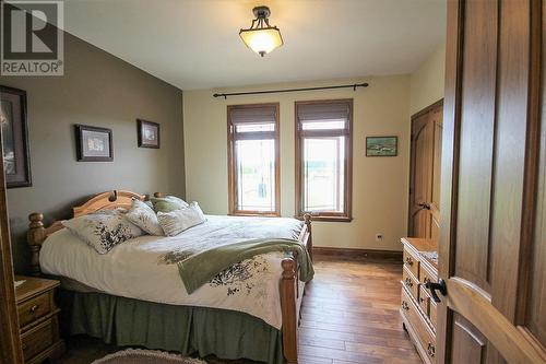 7794 219 Road, Dawson Creek, BC - Indoor Photo Showing Bedroom