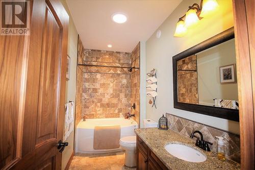 7794 219 Road, Dawson Creek, BC - Indoor Photo Showing Bathroom