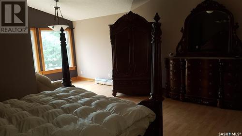 115 Sunset Drive, Estevan Rm No. 5, SK - Indoor Photo Showing Bedroom
