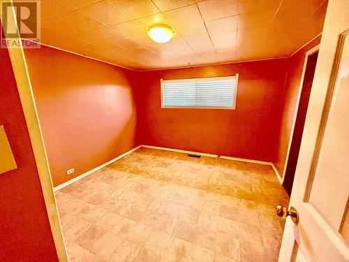 320 98 Avenue, Dawson Creek, BC - Indoor Photo Showing Other Room