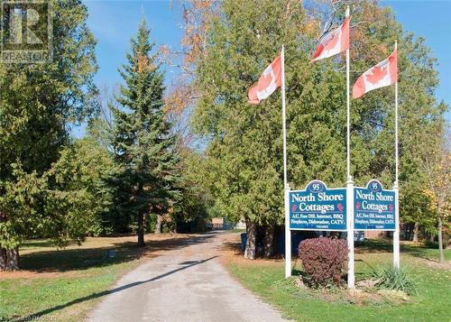 North Shore Cottages. Check out: https://ca.hotels.com/ho509438/north-shore-cottages-saugeen-shores-canada/ - 95 Mcvicar Street, Saugeen Shores, ON 