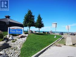 Port Elgin's Main Beach is only 1 minute walk, to enjoy. - 