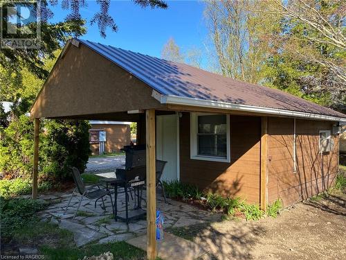 Unit #2, 299 Sq.Ft., 1 Bedroom / 3PC Bath, Natural Gas fireplace w/AC. - 95 Mcvicar Street, Saugeen Shores, ON 