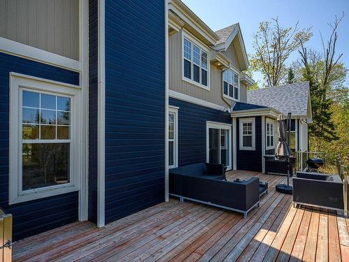 Cour - 14 Ch. Du Terrier, Saint-Sauveur, QC - Outdoor With Deck Patio Veranda With Exterior