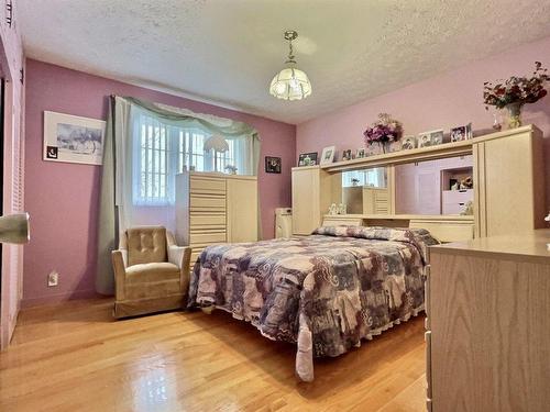 Bedroom - 1122 Boul. Ouellet, Thetford Mines, QC - Indoor Photo Showing Bedroom