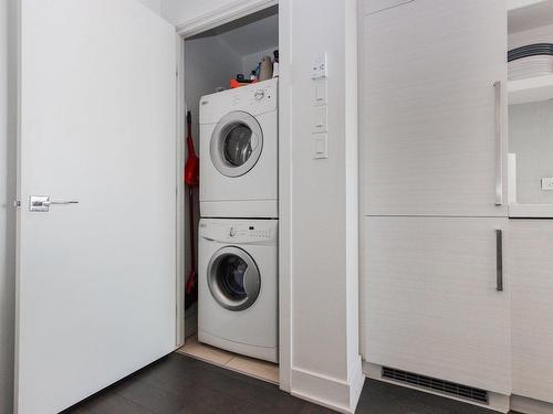 Salle de lavage - 2502-1050 Rue Drummond, Montréal (Ville-Marie), QC - Indoor Photo Showing Laundry Room