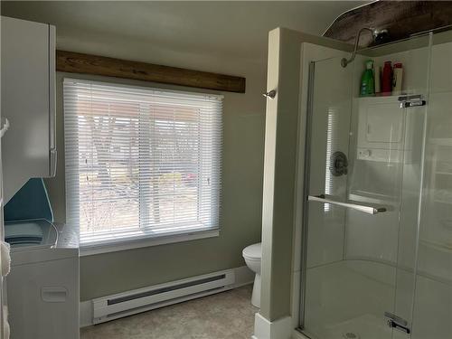 604 River Park Drive, Swan River, MB - Indoor Photo Showing Bathroom