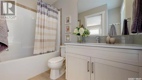 4406 Buckingham Drive, Regina, SK - Indoor Photo Showing Bathroom