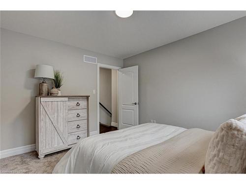 172 Bowman Drive, Ilderton, ON - Indoor Photo Showing Bedroom