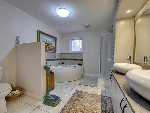 Salle de bains - 246 Route 329, Gore, QC - Indoor Photo Showing Bathroom