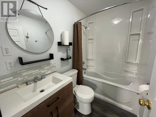 5002 48 Avenue, Pouce Coupe, BC - Indoor Photo Showing Bathroom