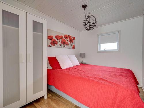 Chambre Ã Â coucher - 507 Ch. Des Habitations-Des-Monts, Saint-Sauveur, QC - Indoor Photo Showing Bedroom