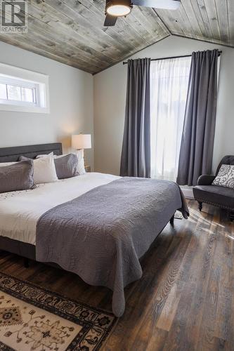 1131 2Nd Avenue, Mcbride, BC - Indoor Photo Showing Bedroom