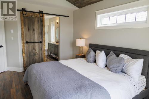 1131 2Nd Avenue, Mcbride, BC - Indoor Photo Showing Bedroom