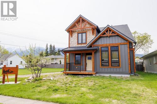 1131 2Nd Avenue, Mcbride, BC - Outdoor