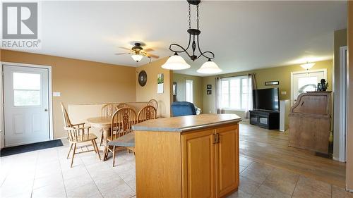 19100 Kenyon Conc Rd 7 Road, Alexandria, ON - Indoor Photo Showing Dining Room