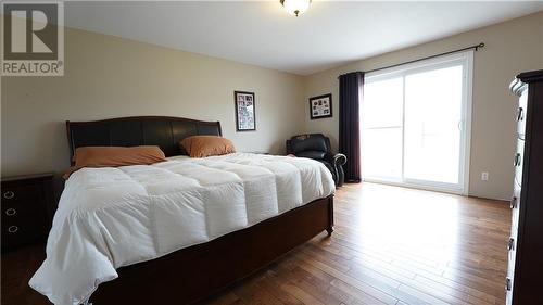 19100 Kenyon Conc Rd 7 Road, Alexandria, ON - Indoor Photo Showing Bedroom