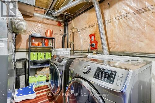 193 Roxbury Street, Markham, ON - Indoor Photo Showing Laundry Room