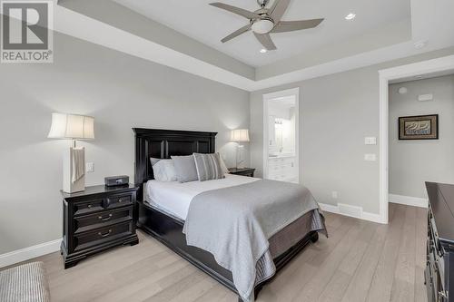 424 Trestle Ridge Drive, Kelowna, BC - Indoor Photo Showing Bedroom