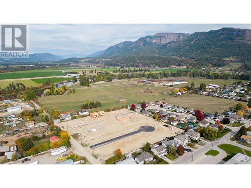 2024 Viewmount Court, Enderby, BC 