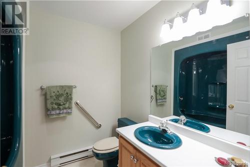 864 Main Street, Beaver Harbour, NB - Indoor Photo Showing Bathroom