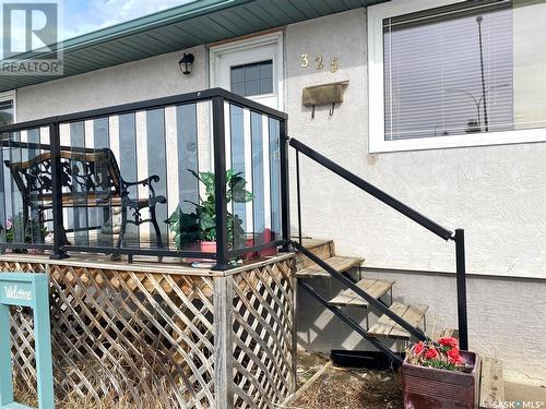 325 2Nd Avenue Nw, Swift Current, SK - Outdoor With Exterior