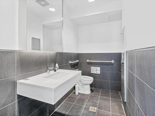 Salle de bains - 1398 Boul. René-Lévesque O., Montréal (Ville-Marie), QC - Indoor Photo Showing Bathroom