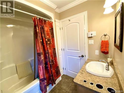 37 Cloutier, Saint-Jacques, NB - Indoor Photo Showing Bathroom