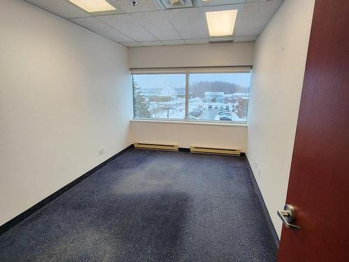 Office - 350-4650 Boul. Des Laurentides, Laval (Vimont), QC - Indoor Photo Showing Other Room