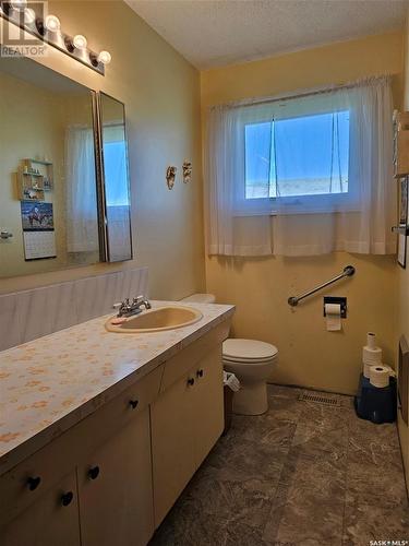 St.Cyr Acreage, Swift Current, SK - Indoor Photo Showing Bathroom