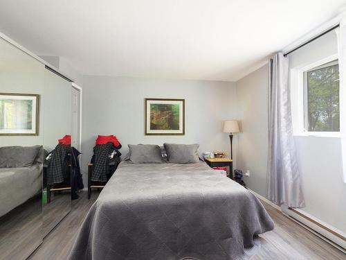 Chambre Ã Â coucher - 5497 Route Harwood, Vaudreuil-Dorion, QC - Indoor Photo Showing Bedroom