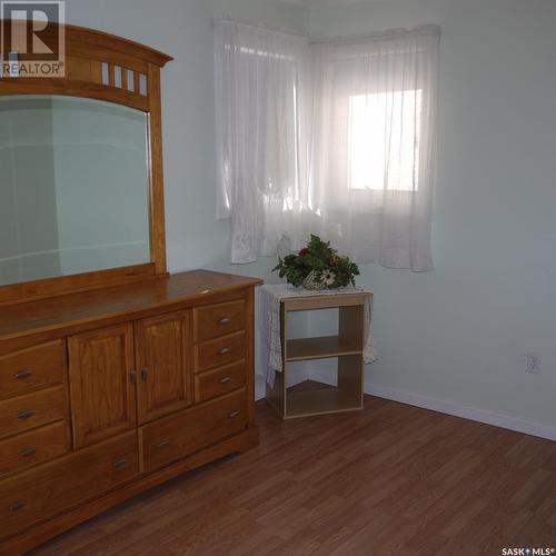 6 4Th Avenue Sw, Weyburn, SK - Indoor Photo Showing Other Room