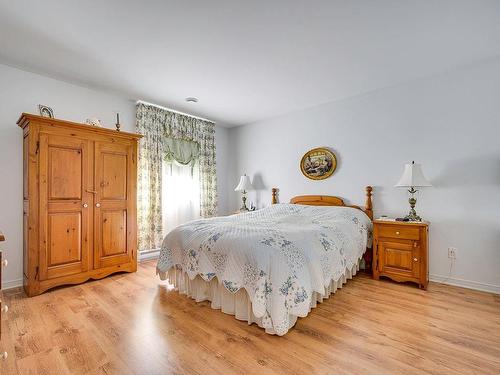 Chambre Ã  coucher principale - 1872 Rue Raoul-Jobin, Saint-Jérôme, QC - Indoor Photo Showing Bedroom