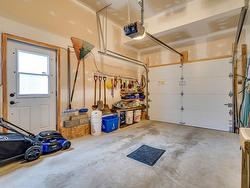 Garage - 