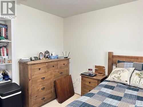225 3Rd Street, North Weyburn, SK - Indoor Photo Showing Bedroom