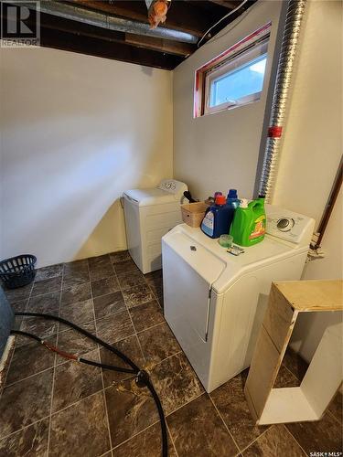 726 Mann Avenue, Radville, SK - Indoor Photo Showing Laundry Room