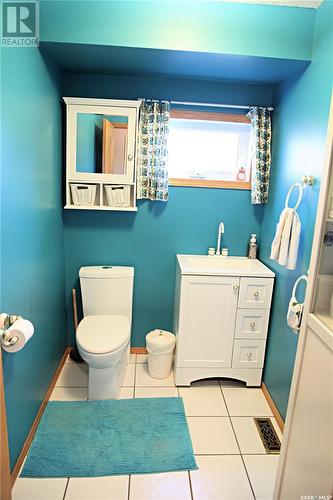 201 1St Avenue N, Wakaw, SK - Indoor Photo Showing Bathroom