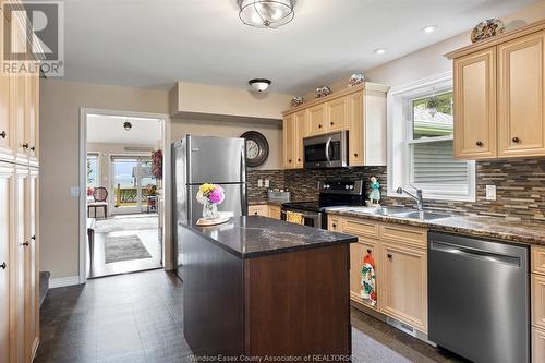 9 Pulley, Leamington, ON - Indoor Photo Showing Kitchen With Double Sink